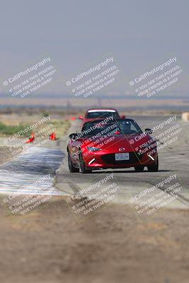 media/Sep-20-2025-Extreme Speed (Sat) [[1fcc23683c]]/Orange (Mid Intermediate)/Session 2 (Sunrise)/